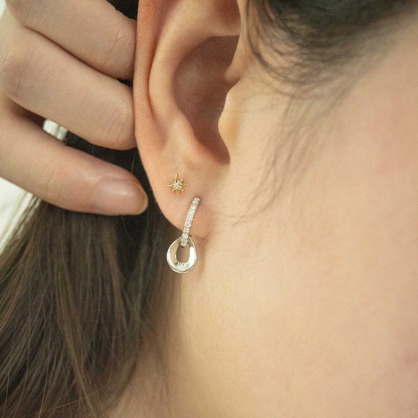 Silver Two-Way Moissanite Huggies
