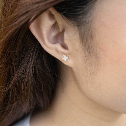Solid Yellow Gold Mother of Pearl Clover Studs