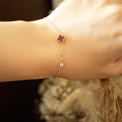 Solid Yellow Gold Red Agate Clover & Moissanite Bracelet