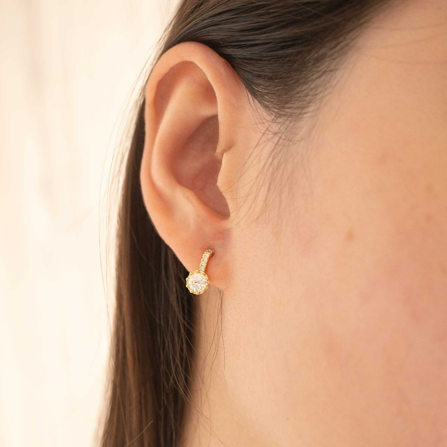 Gold round drop earrings