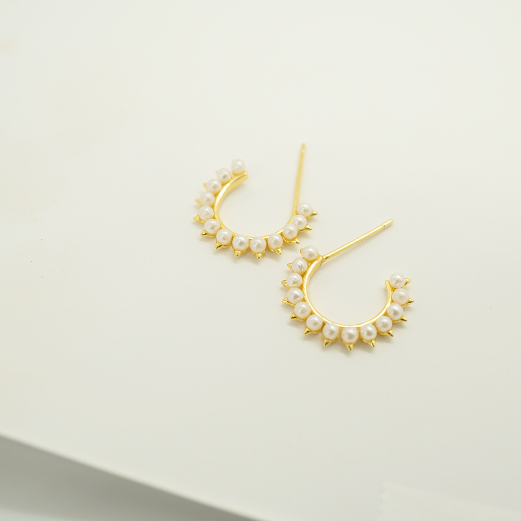 Gold Nori Pearl Hoops - justinejewellery